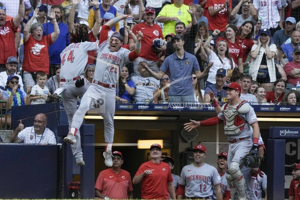 Brewers Craig Counsell holds hand up as Elly De La Cruz's memorable  performance gives Reds vital win in Milwaukee