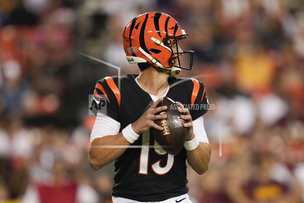 Cincinnati Bengals quarterback Jake Browning (6) throws during an NFL  preseason football game against the Washington Commanders, Saturday, August  26, 2023 in Landover. (AP Photo/Daniel Kucin Jr Stock Photo - Alamy