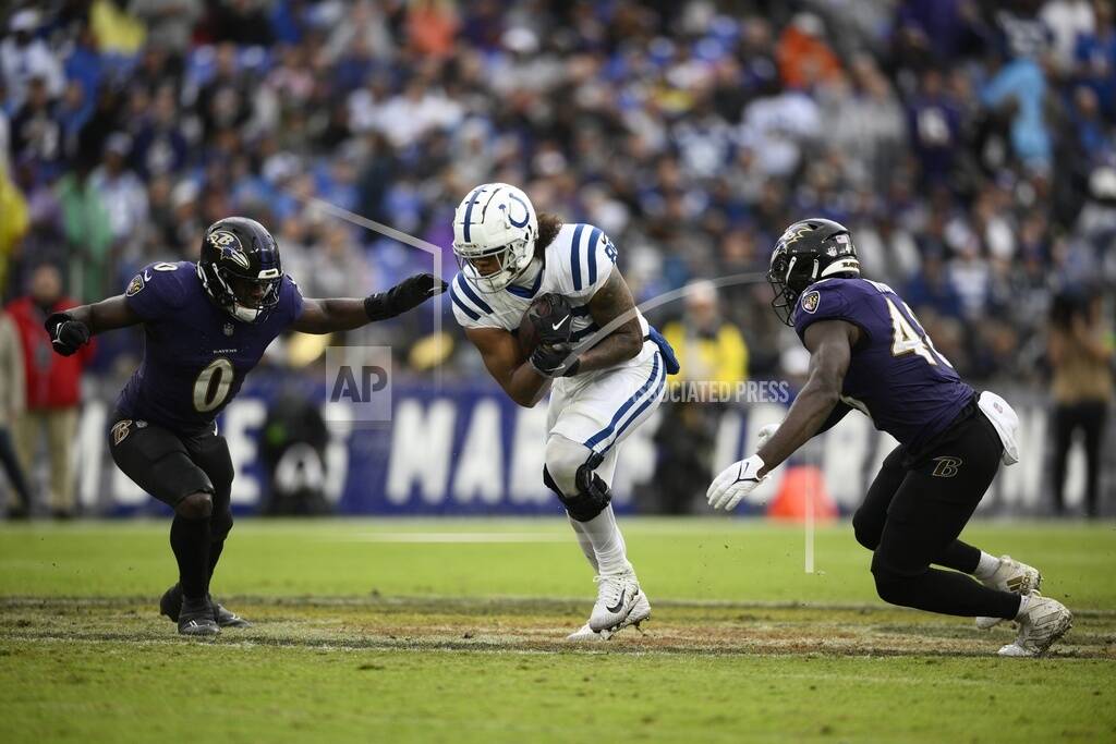 Myles Garrett, Cleveland's defense devour Titans, Deshaun Watson has 2 TD  passes in Browns' 27-3 win - Record Herald