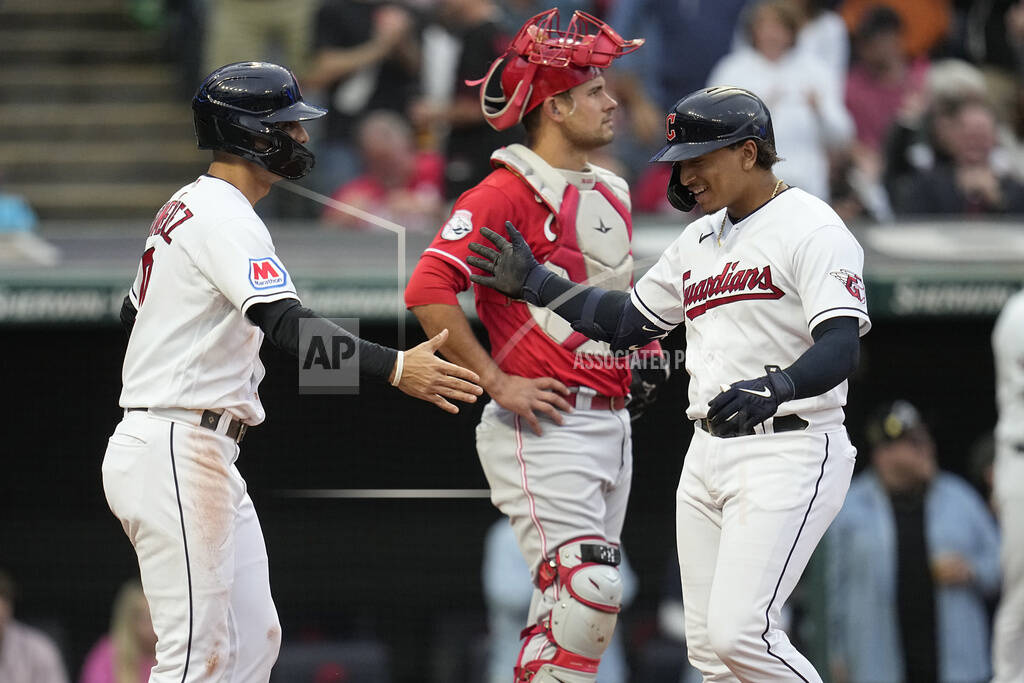 Kole Calhoun;s two-homer night, 07/29/2023