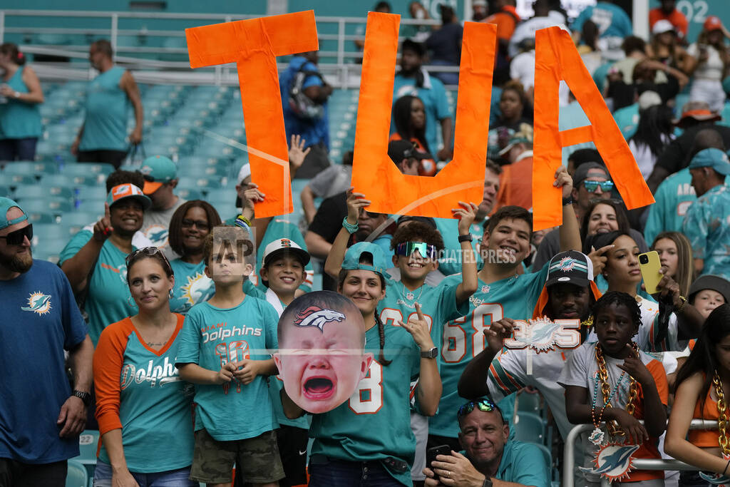 Miami Dolphins Practice Report and Injury Update: Latest on Jaylen Waddle,  Jaelan Phillips, Connor Williams, and Salvon Ahmed