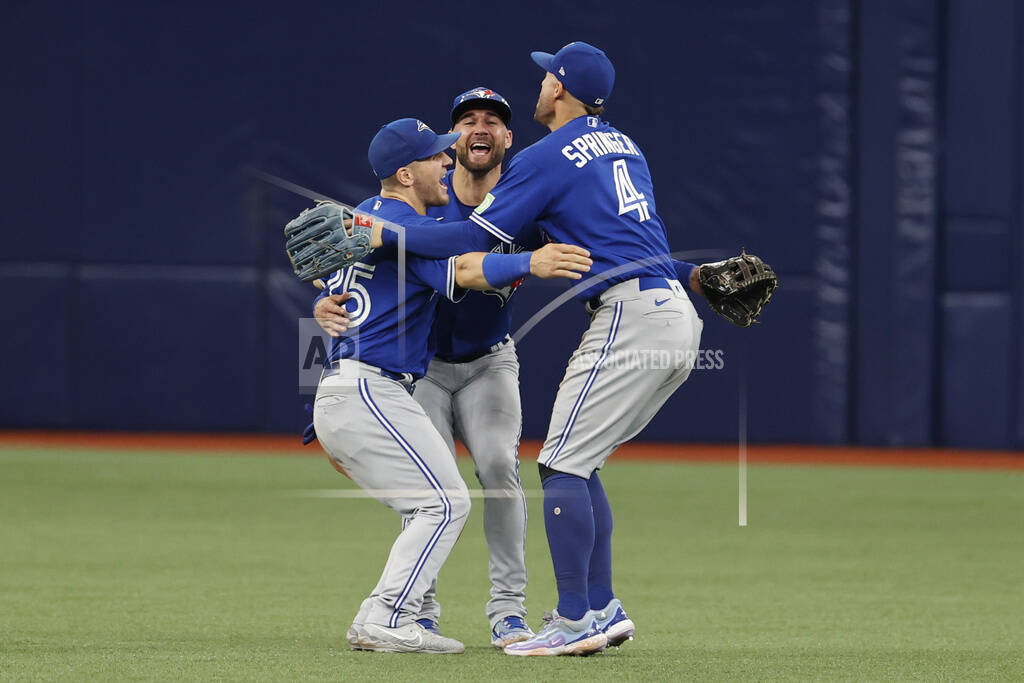 Examining Blue Jays OF Varsho's early-season issues with high