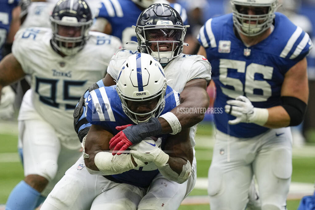 Indianapolis Colts Battle With Tennessee Titans