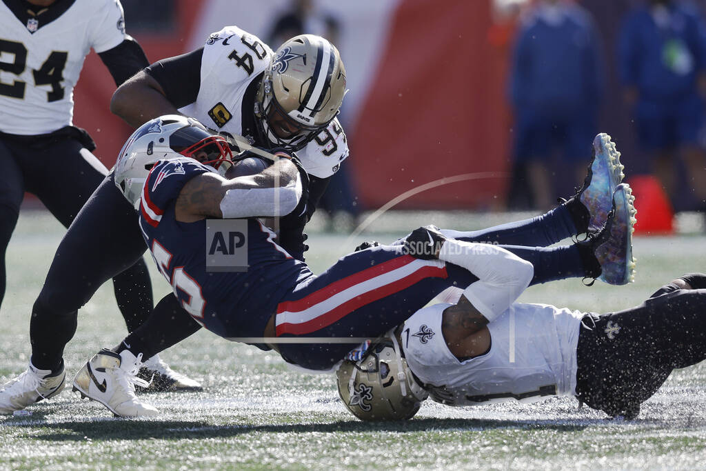 New Orleans Saints defensive end Cameron Jordan (94) celebrates