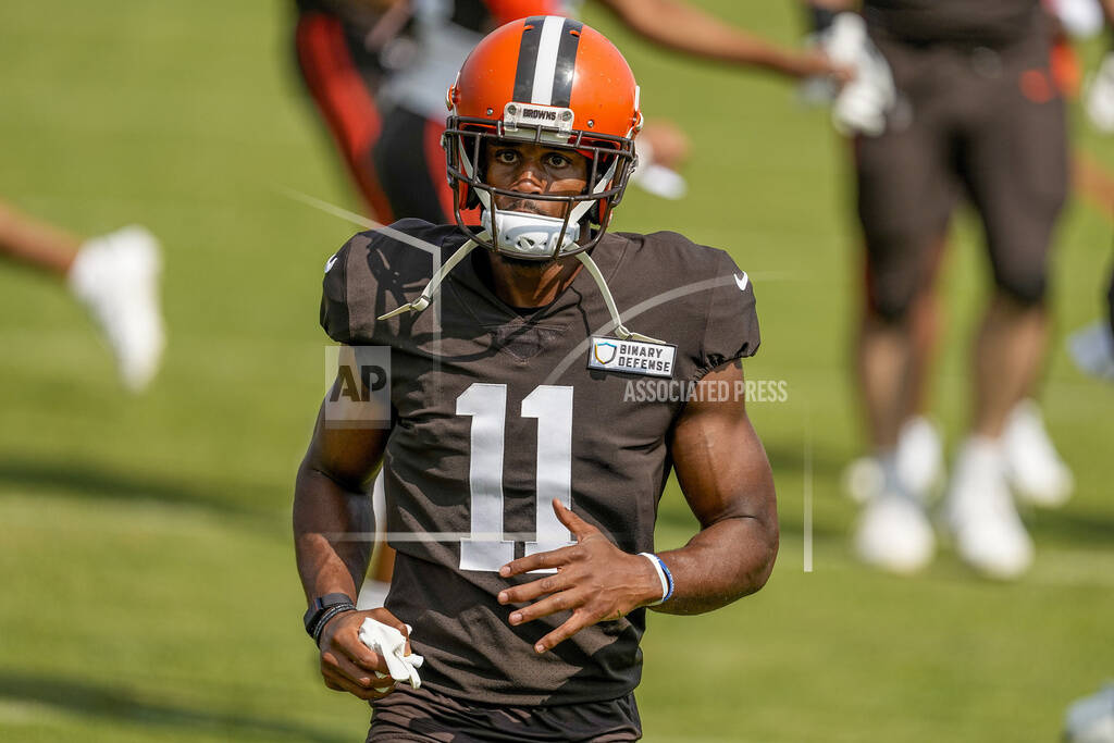 Browns trade wide receiver Donovan PeoplesJones to the Lions for 6th